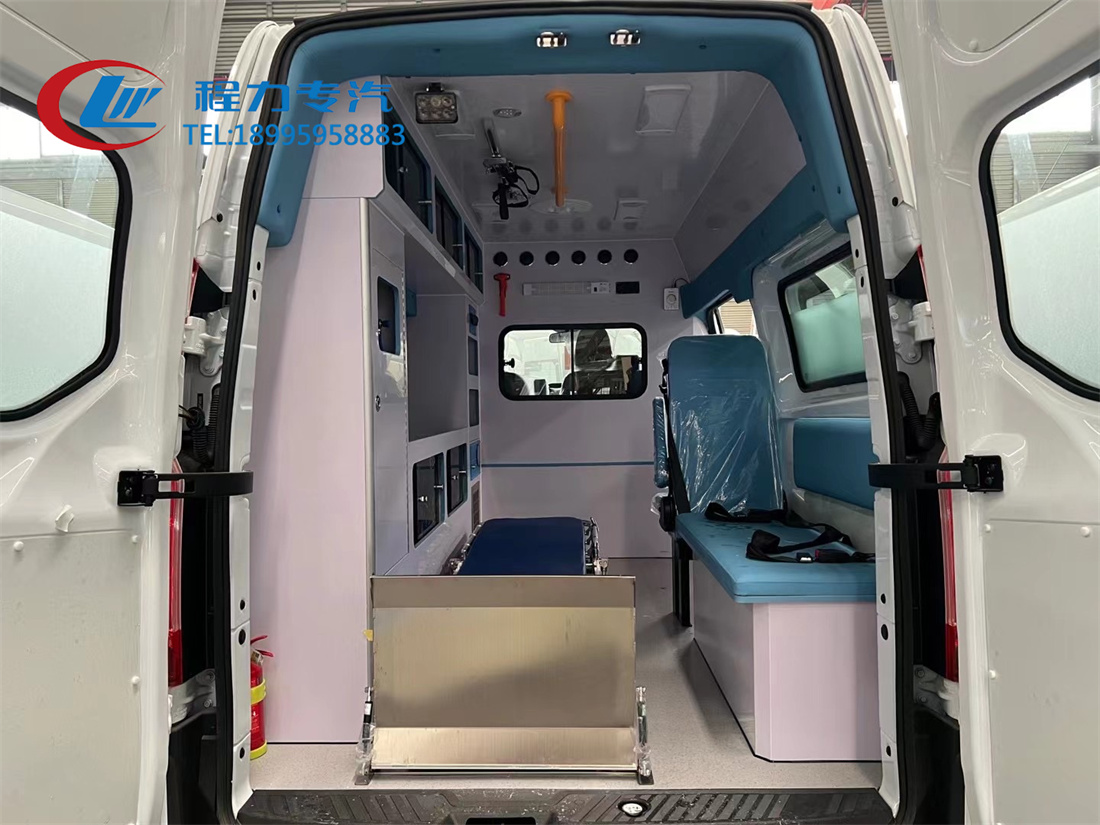 福特新全顺监护型救护车（汽油）