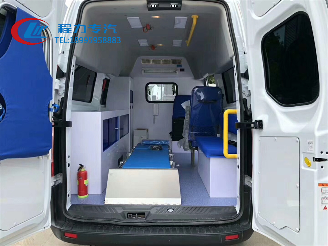 福特新全顺监护型救护车（柴油）