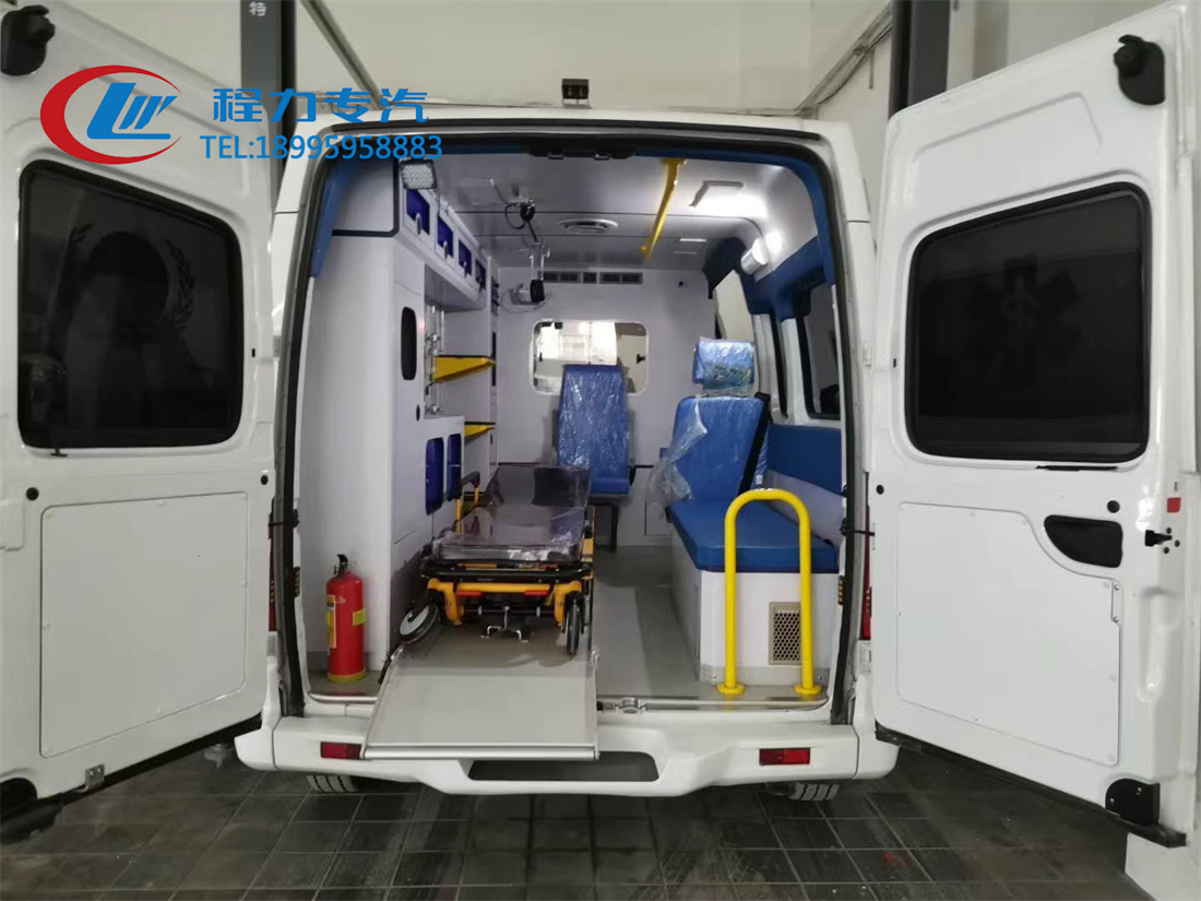 大通V80长轴救护车（柴油）