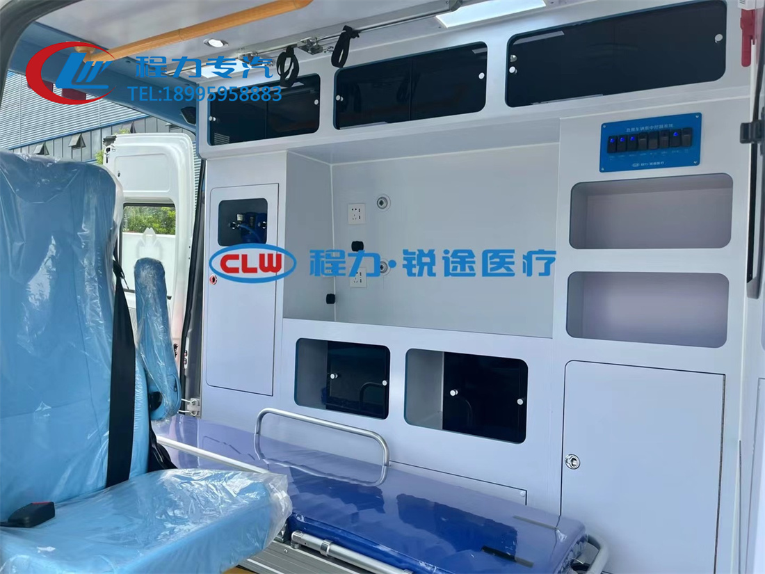 依维柯短轴救护车（柴油）