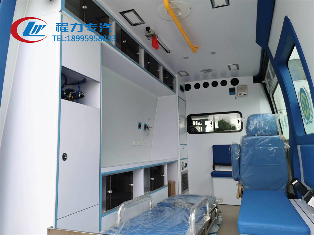 依维柯长轴救护车（柴油）
