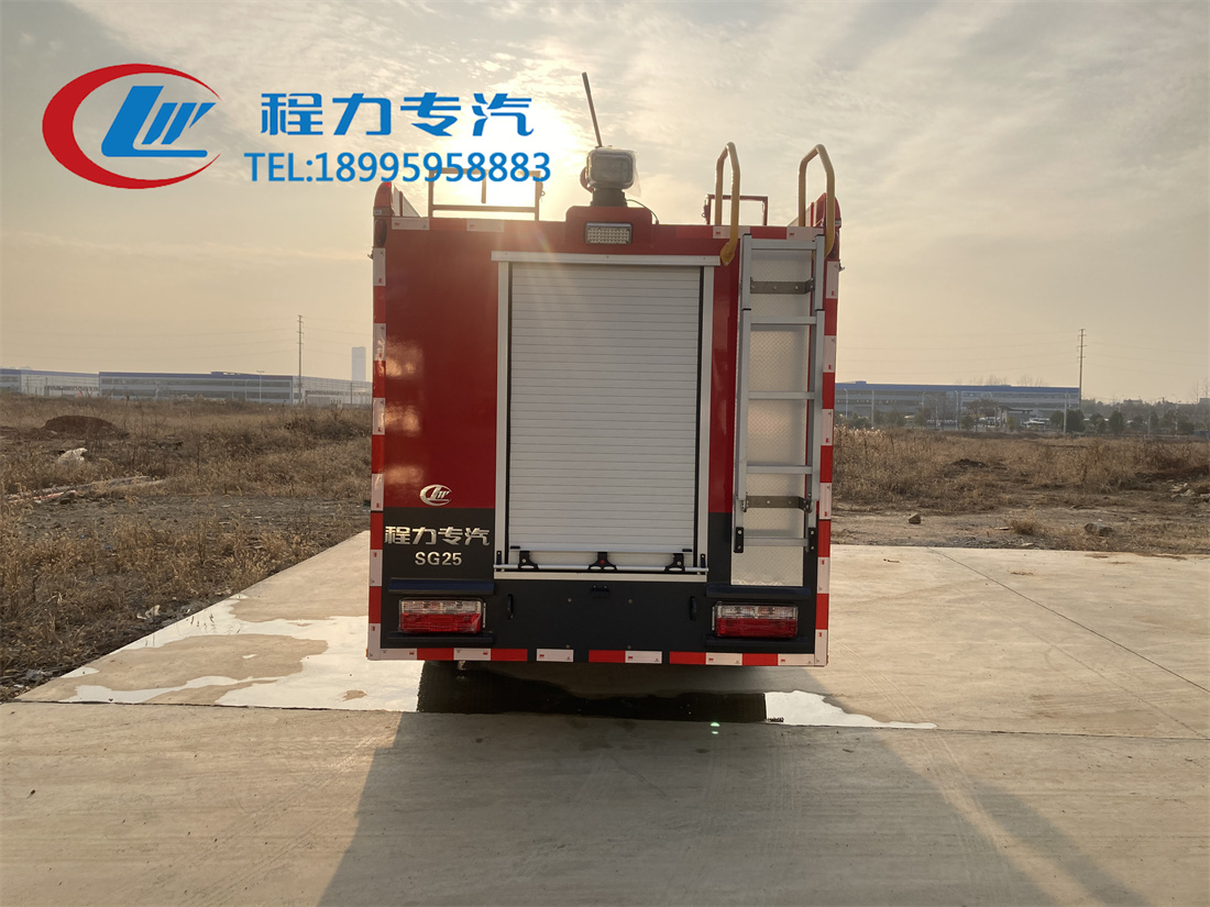 东风2.5吨水罐消防车