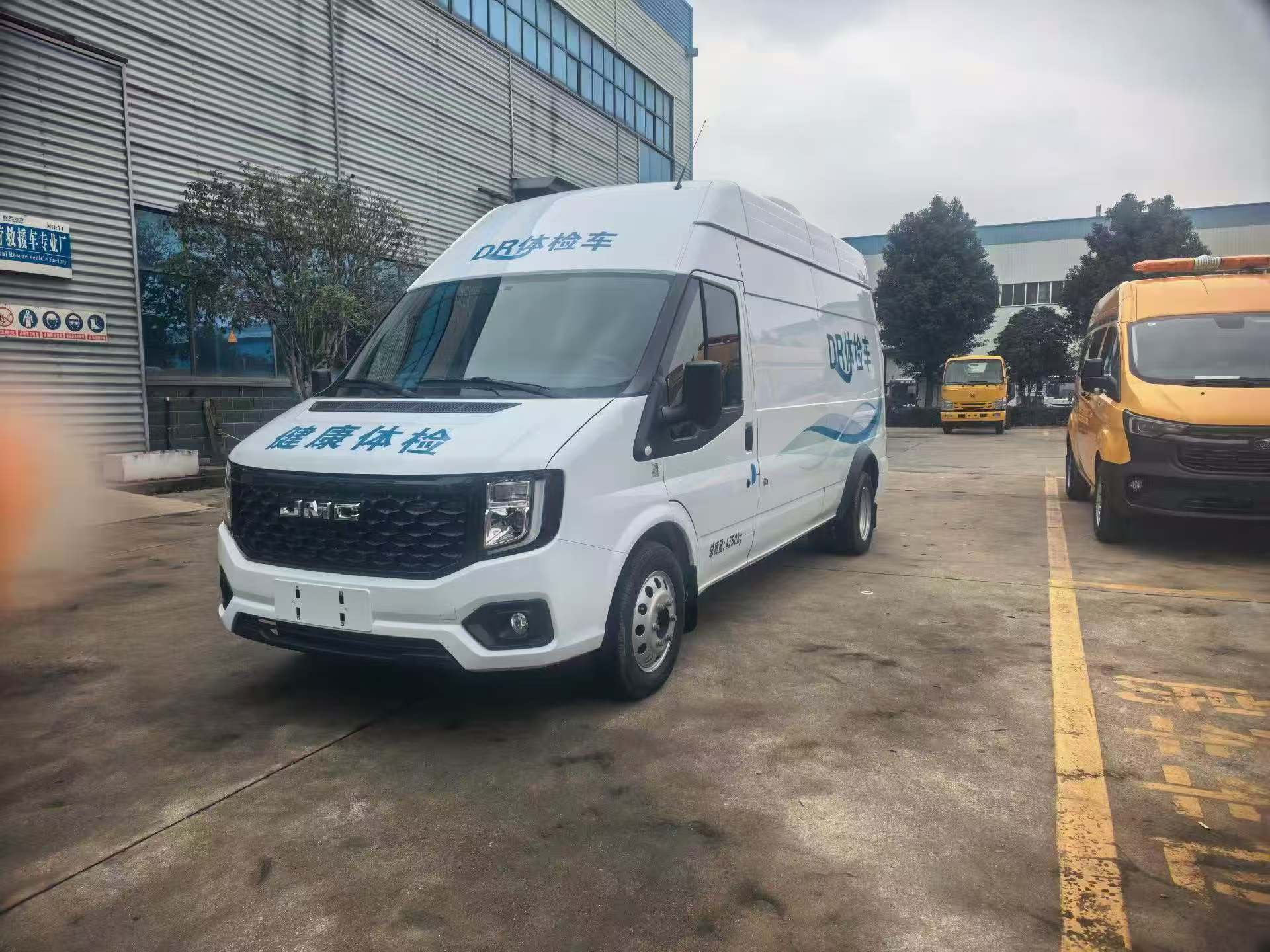 福顺长轴高顶医疗体检车